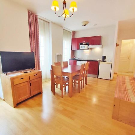 Ostal, T3, Centre Luchon, Wifi, Casier A Skis, Ascenseur, 6 Personnes Bagneres-de-Luchon Exterior photo