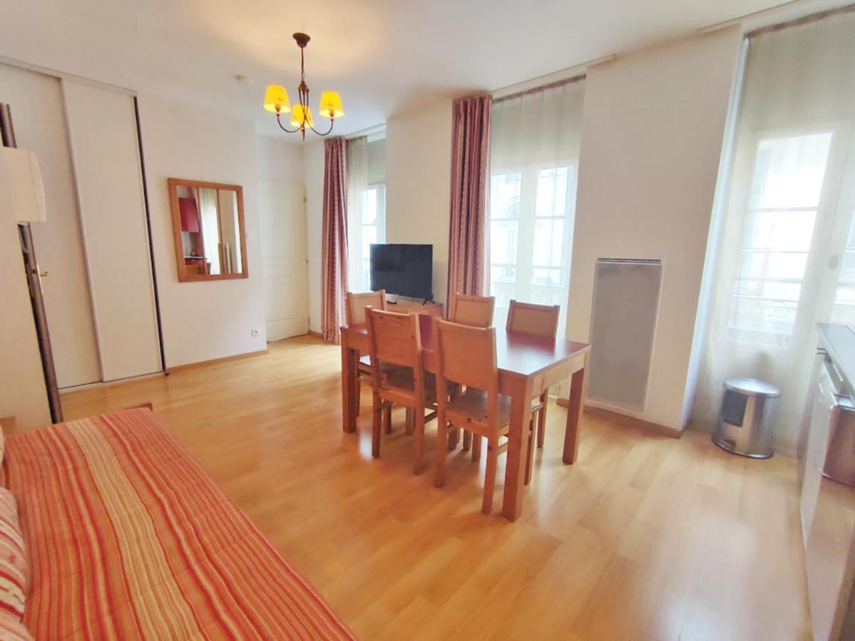 Ostal, T3, Centre Luchon, Wifi, Casier A Skis, Ascenseur, 6 Personnes Bagneres-de-Luchon Exterior photo